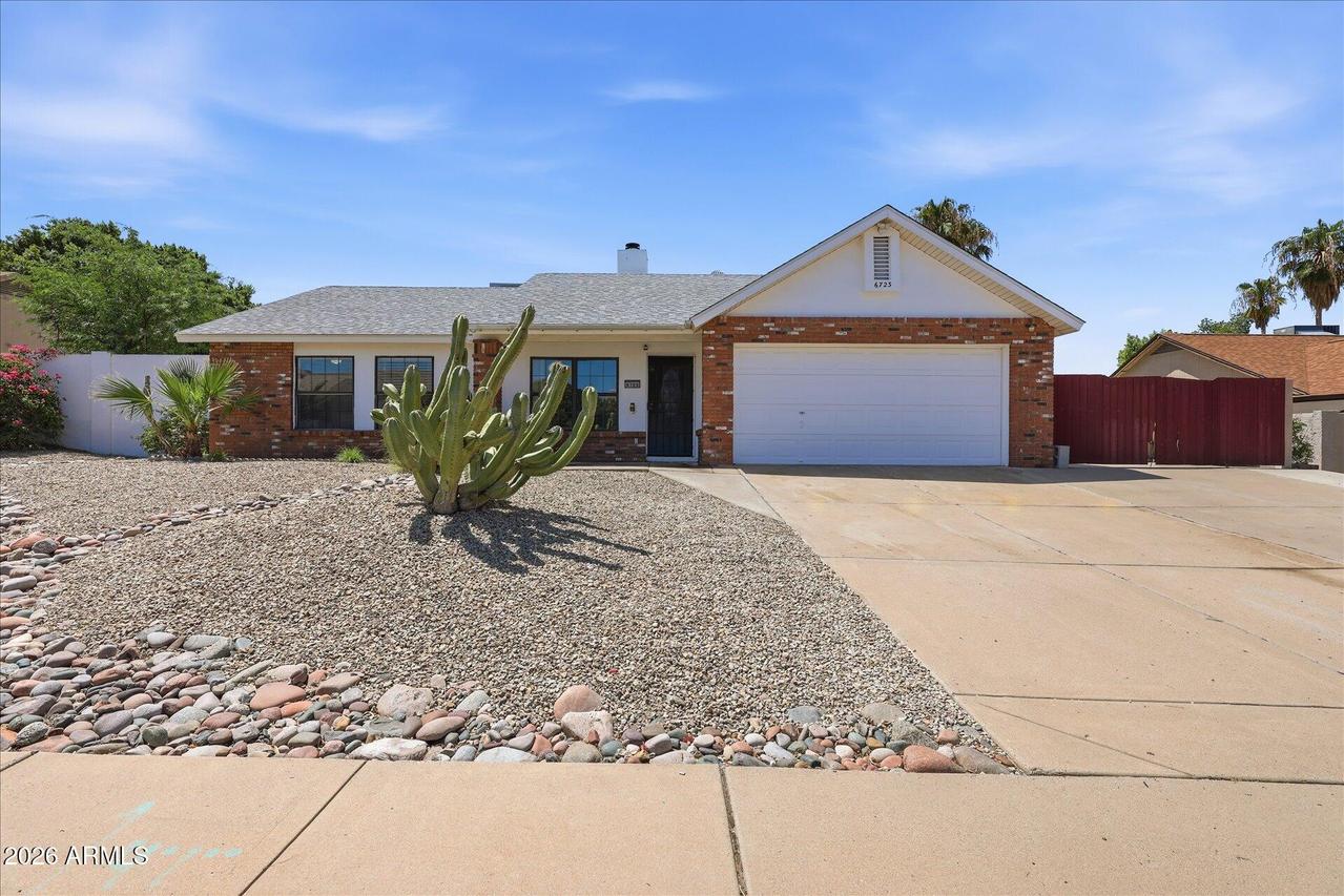 6723 E Ivyglen St., Mesa, AZ 85205