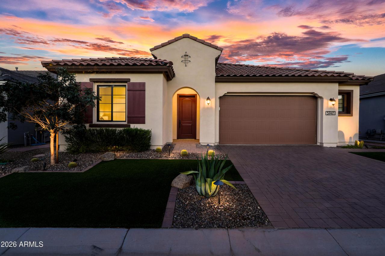 5941 N 207th Ave., Buckeye, AZ 85396