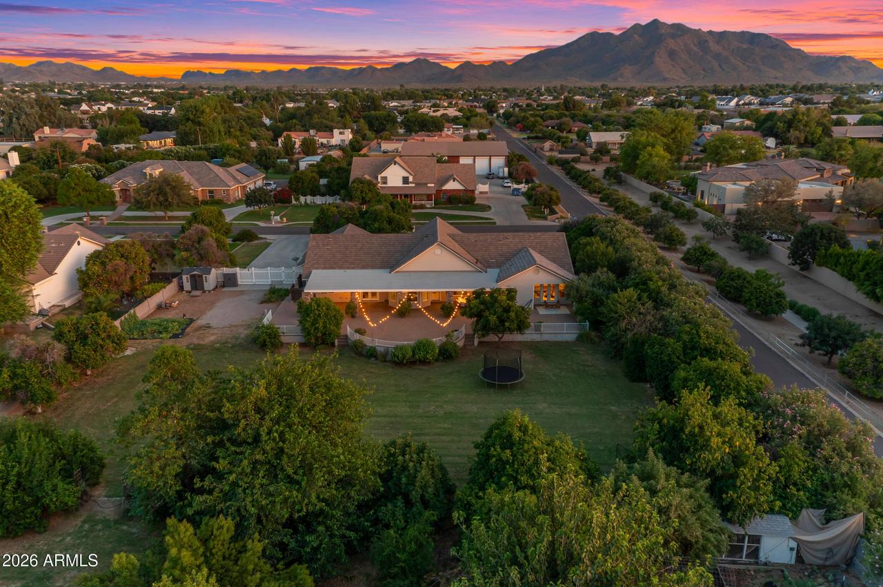 18110 E Sunnybrook Ln., Gilbert, AZ 85298