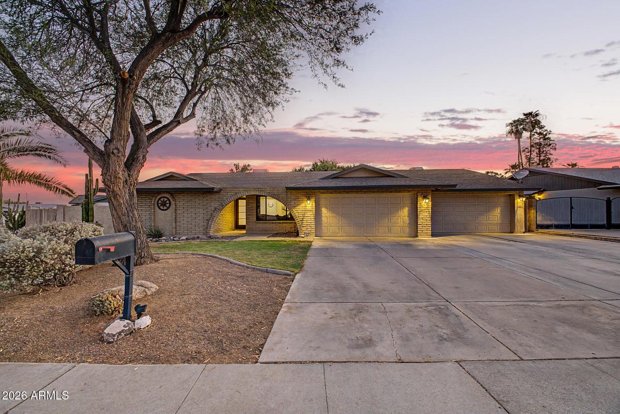 16310 N 36th Dr., Phoenix, AZ 85053