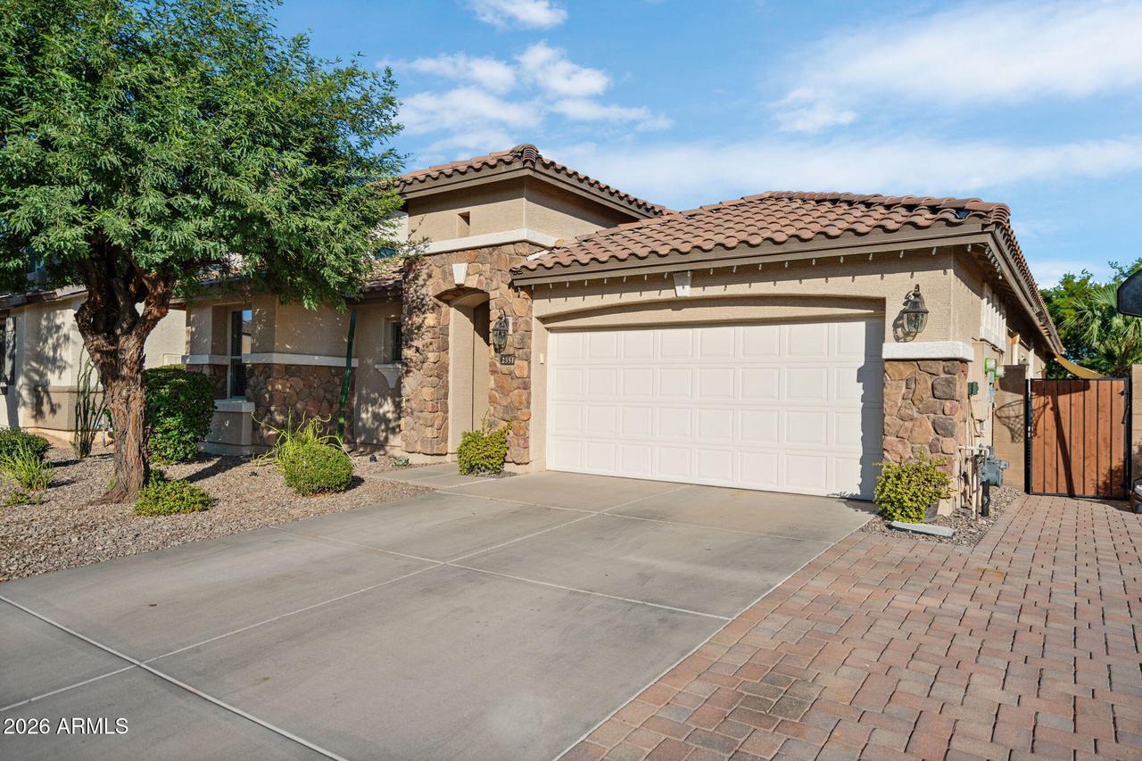 2351 S Glen Dr., Chandler, AZ 85286