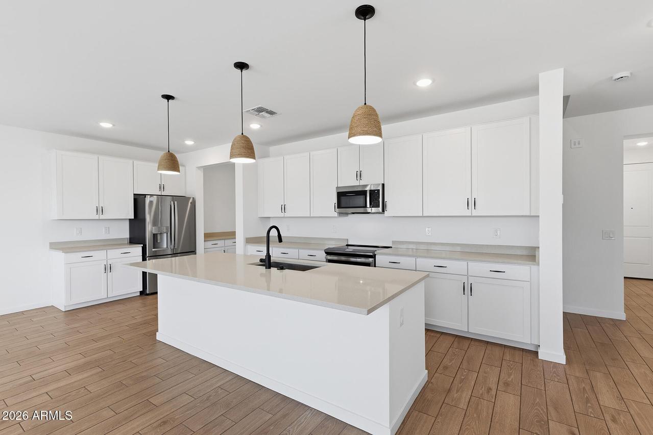 7435 N 74th Ave., Glendale, AZ 85303