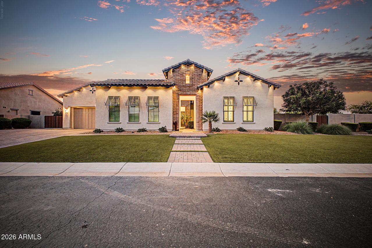 2580 E Vallejo Dr., Gilbert, AZ 85298