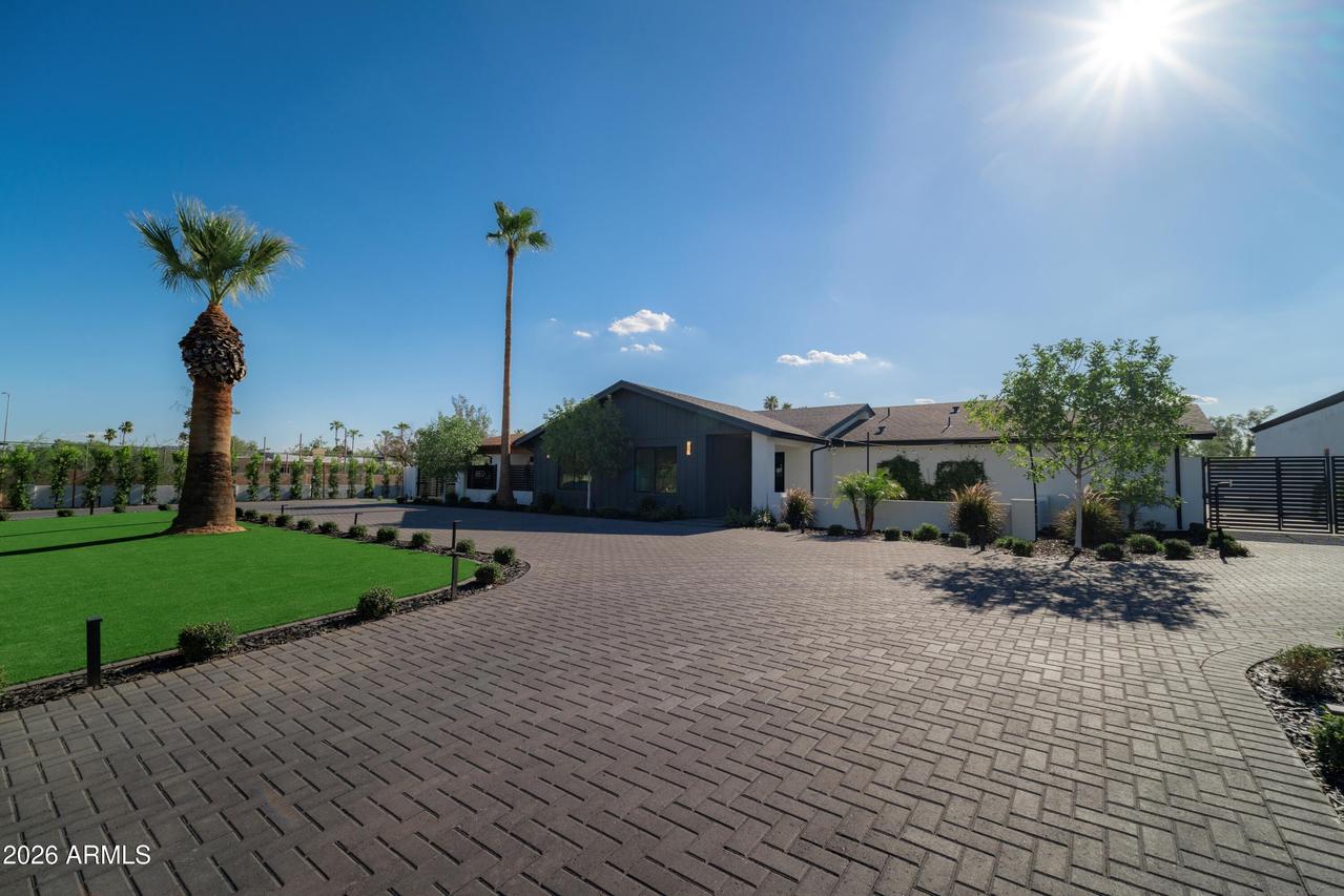 13018 N 70th St., Scottsdale, AZ 85254