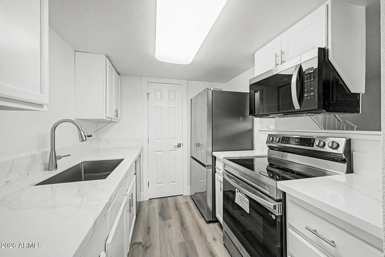 4017 W Reade Ave., Phoenix, AZ 85019