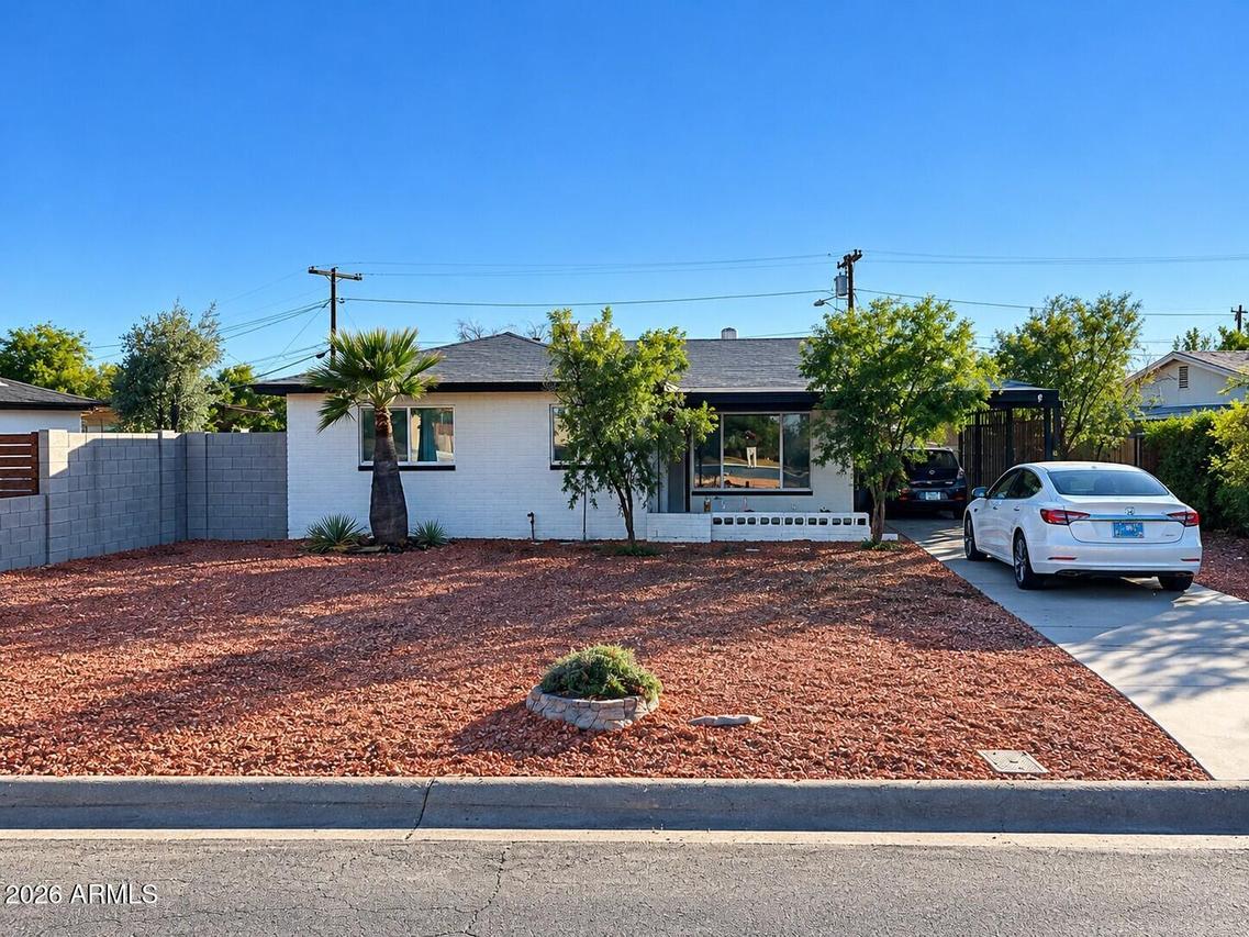 523 E Butler Dr., Phoenix, AZ 85020