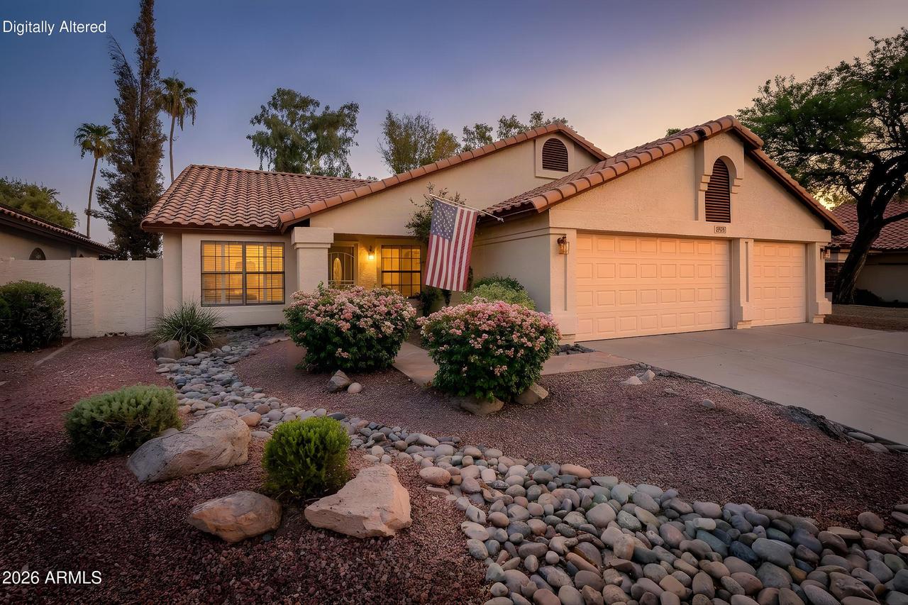19251 N 73rd Ln., Glendale, AZ 85308