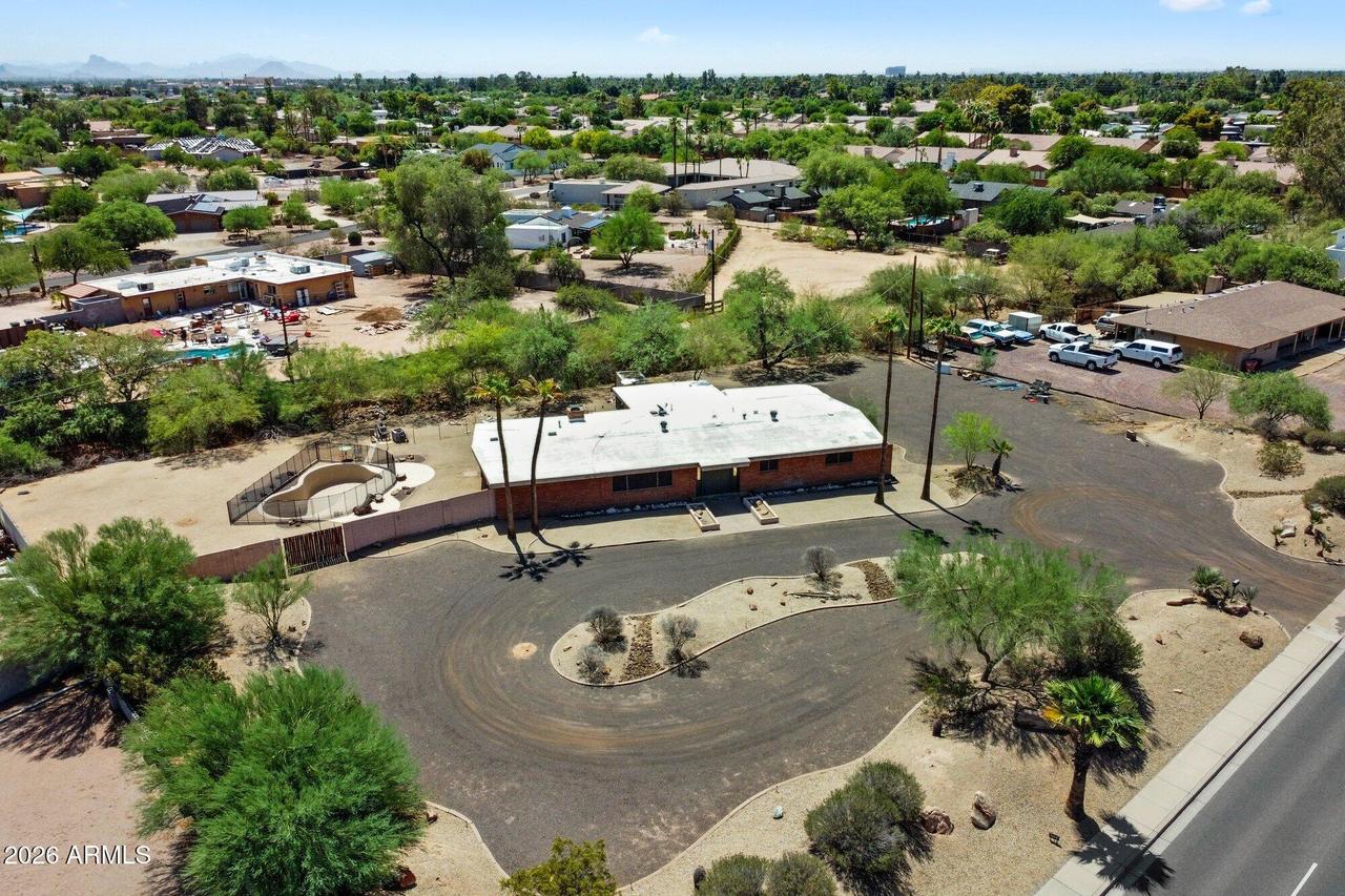 11041 N Hayden Rd., Scottsdale, AZ 85260