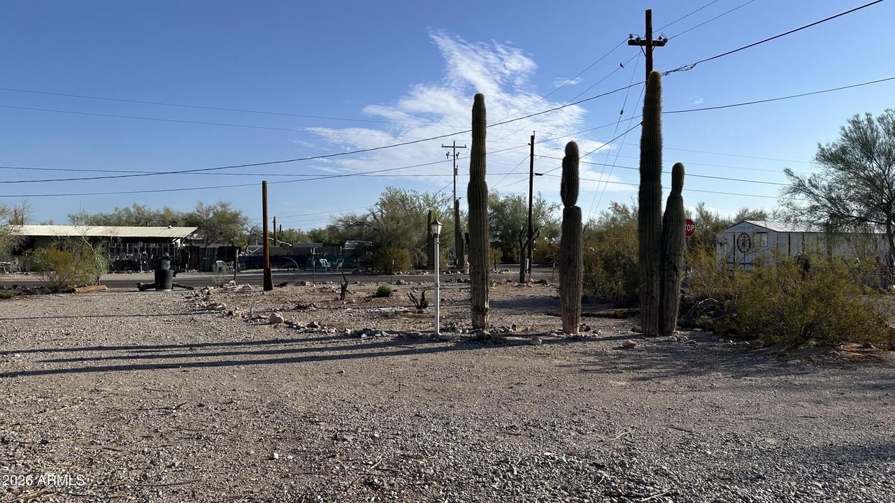 245 W Quail Trail Dr., Quartzsite, AZ 85346