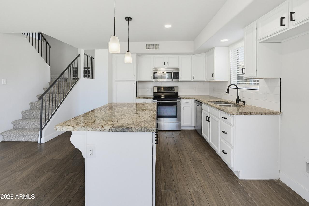 8913 W Marconi Ave., Peoria, AZ 85382