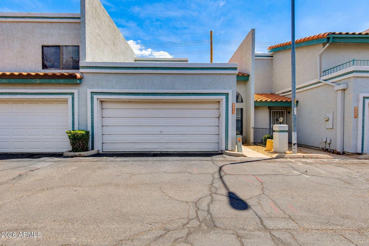 8611 N 67th Dr., Peoria, AZ 85345