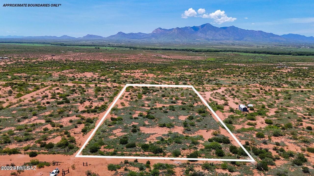S Paloma Trail Lot #1 4.47 Acres #-, Hereford, AZ 85615