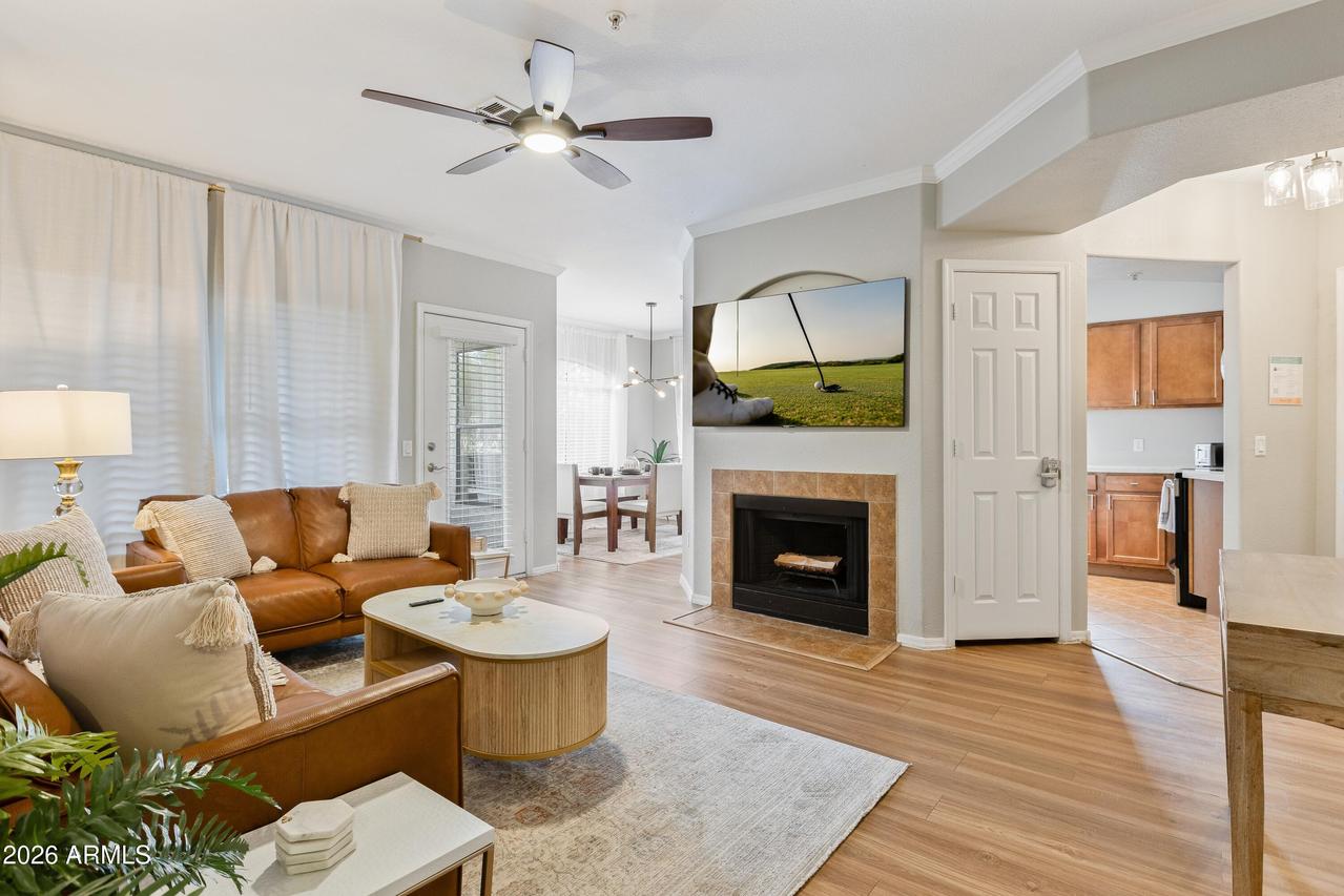 15095 N Thompson Peak Pkwy. #2086, Scottsdale, AZ 85260