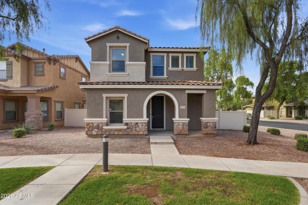 5856 E Holmes Ave., Mesa, AZ 85206