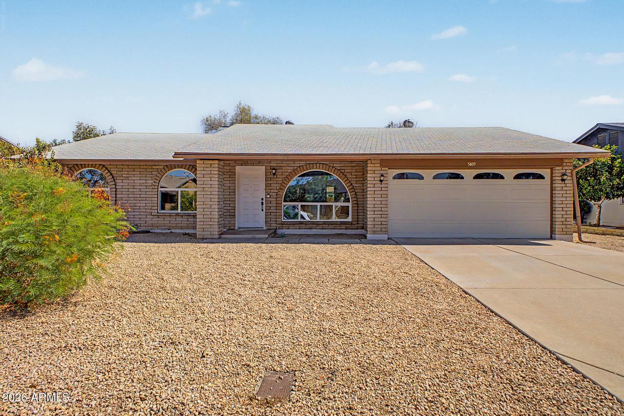 5409 W Seldon Ln., Glendale, AZ 85302