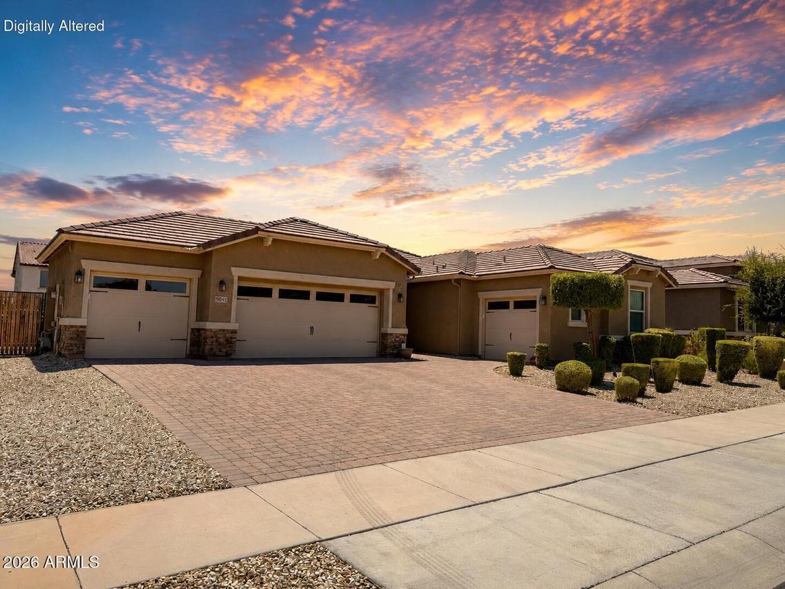 19045 W Mercer Ln., Surprise, AZ 85388