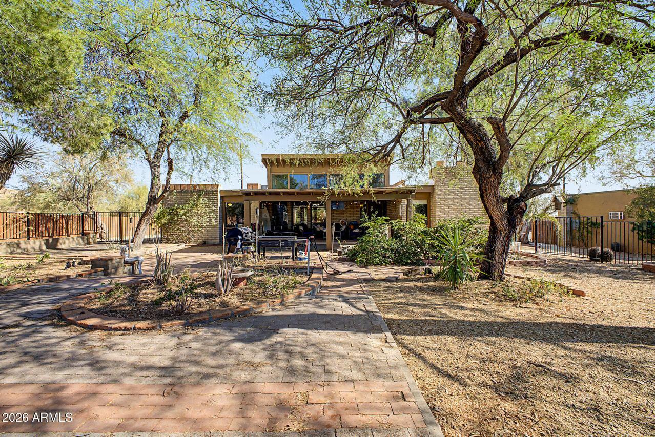 6510 E Dixileta Dr., Cave Creek, AZ 85331