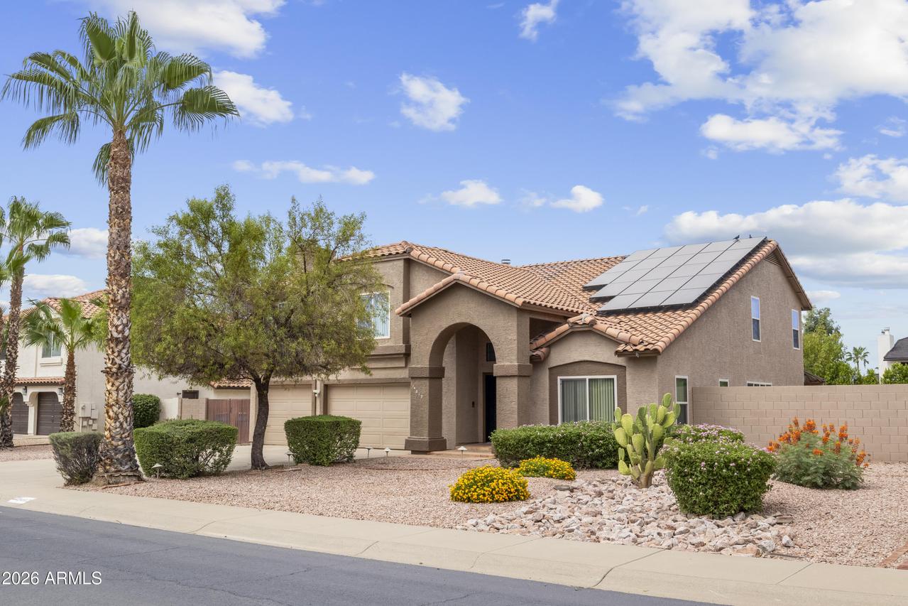 14812 N 45th Way, Phoenix, AZ 85032