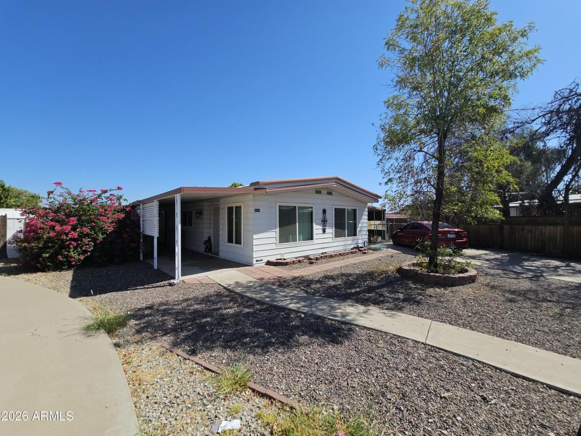 6543 W Hatcher Rd., Glendale, AZ 85302