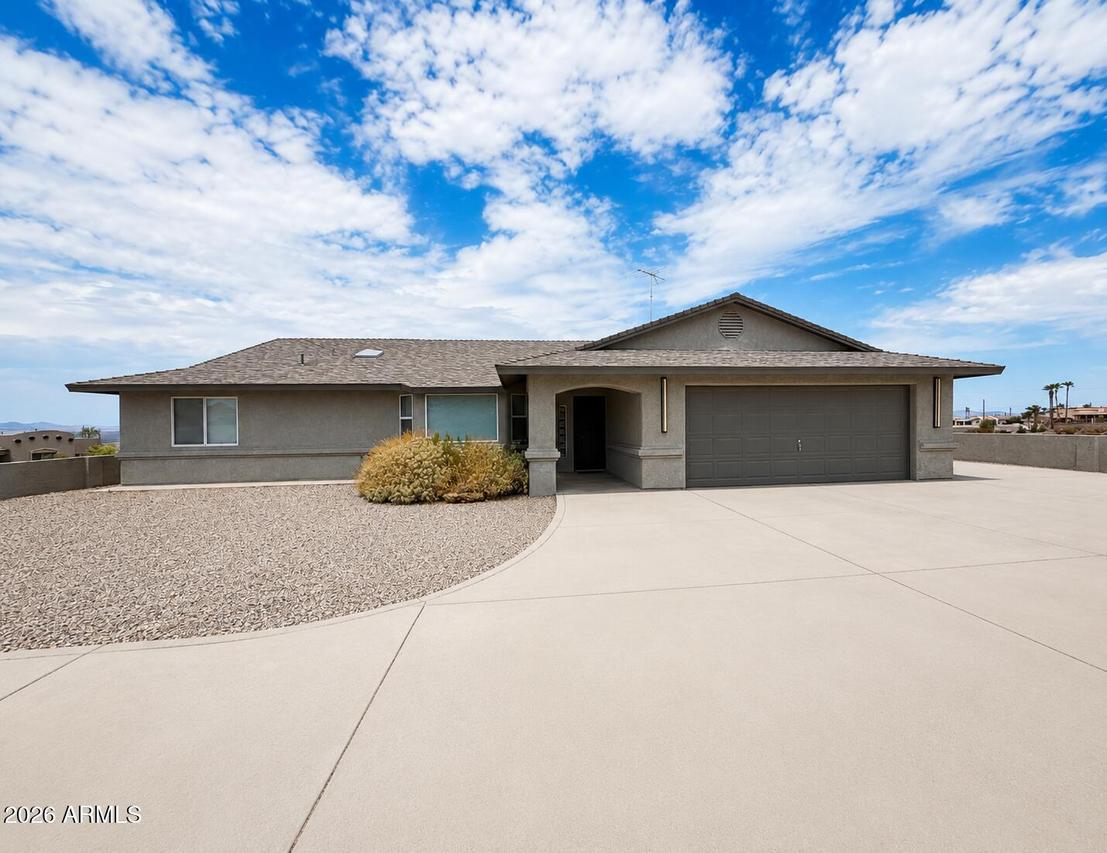 3340 Pocahontas Dr., Lake Havasu City, AZ 86404