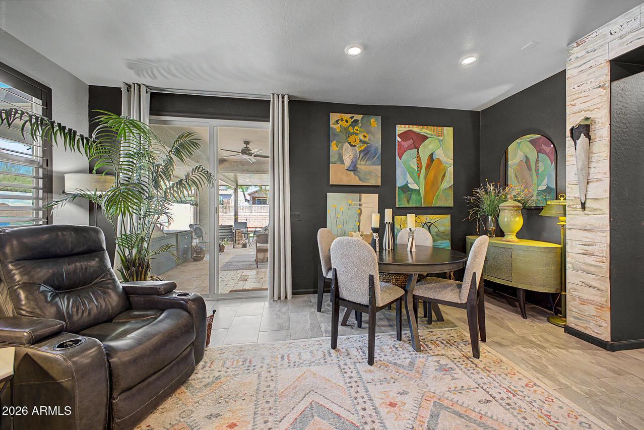 18514 W Thistle Landing Dr., Goodyear, AZ 85338