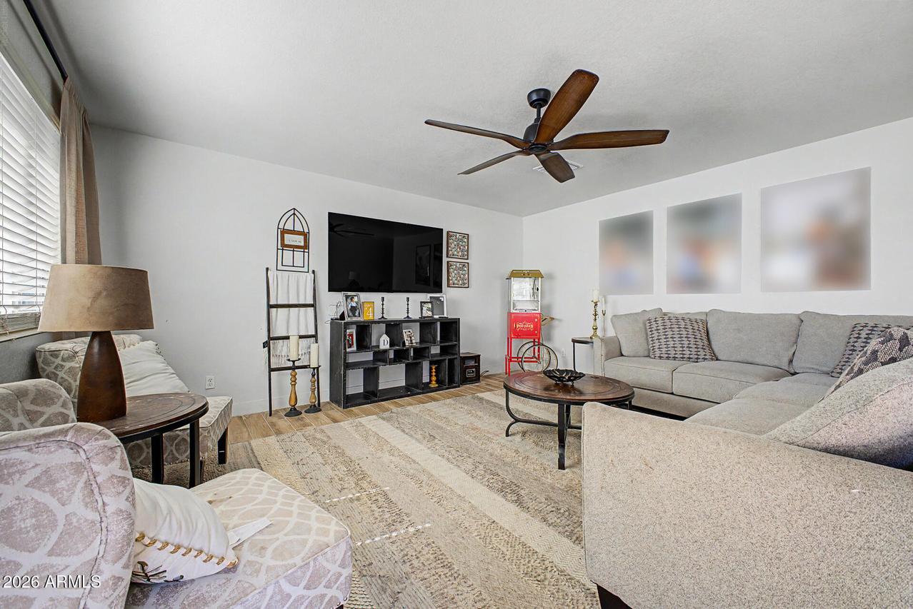 399 N Apache Dr., Chandler, AZ 85224