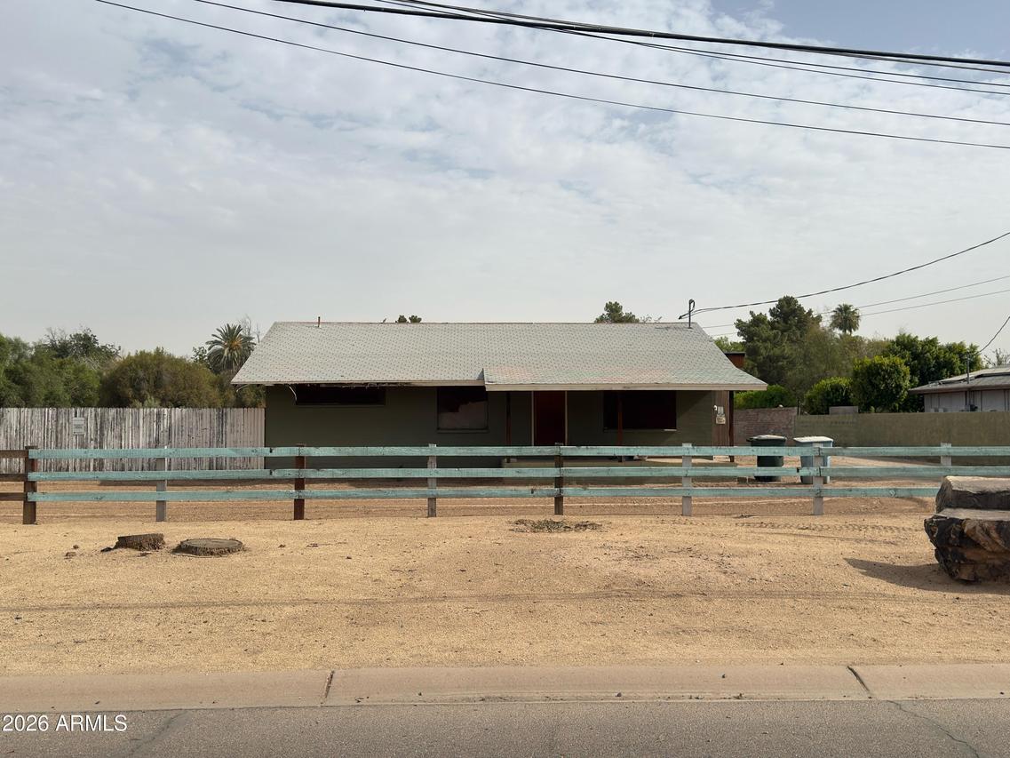 2804 W Belmont Ave., Phoenix, AZ 85051