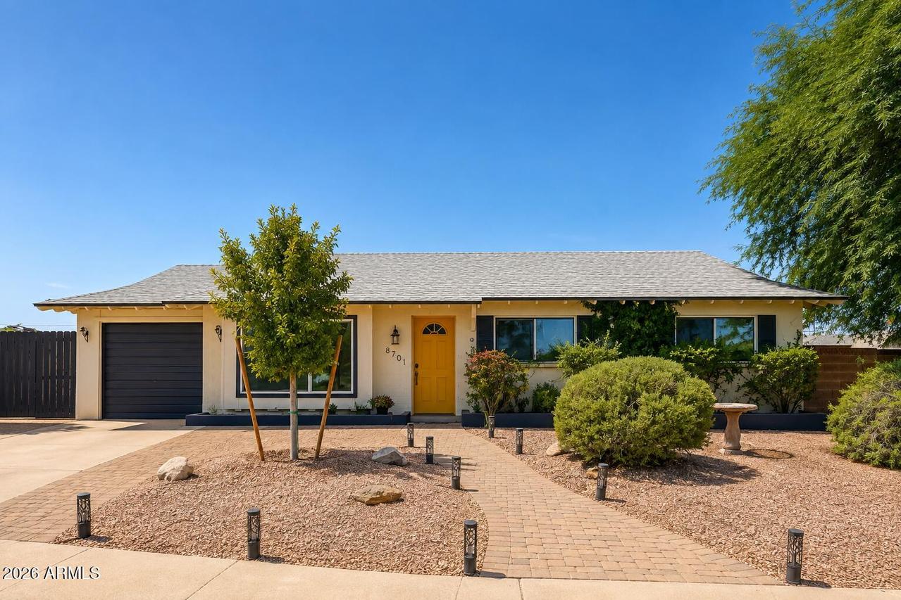 8701 E Cambridge Ave., Scottsdale, AZ 85257