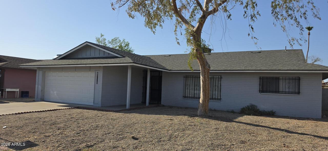 6738 W Denton Ln., Glendale, AZ 85303