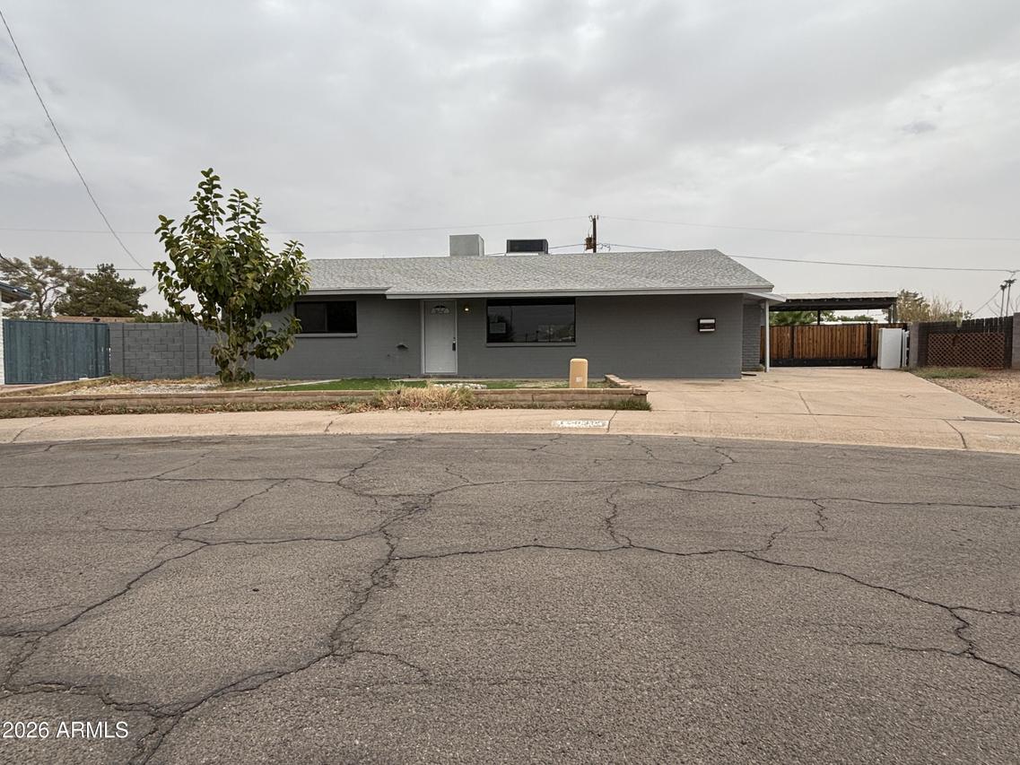 15039 N 24th Pl., Phoenix, AZ 85032