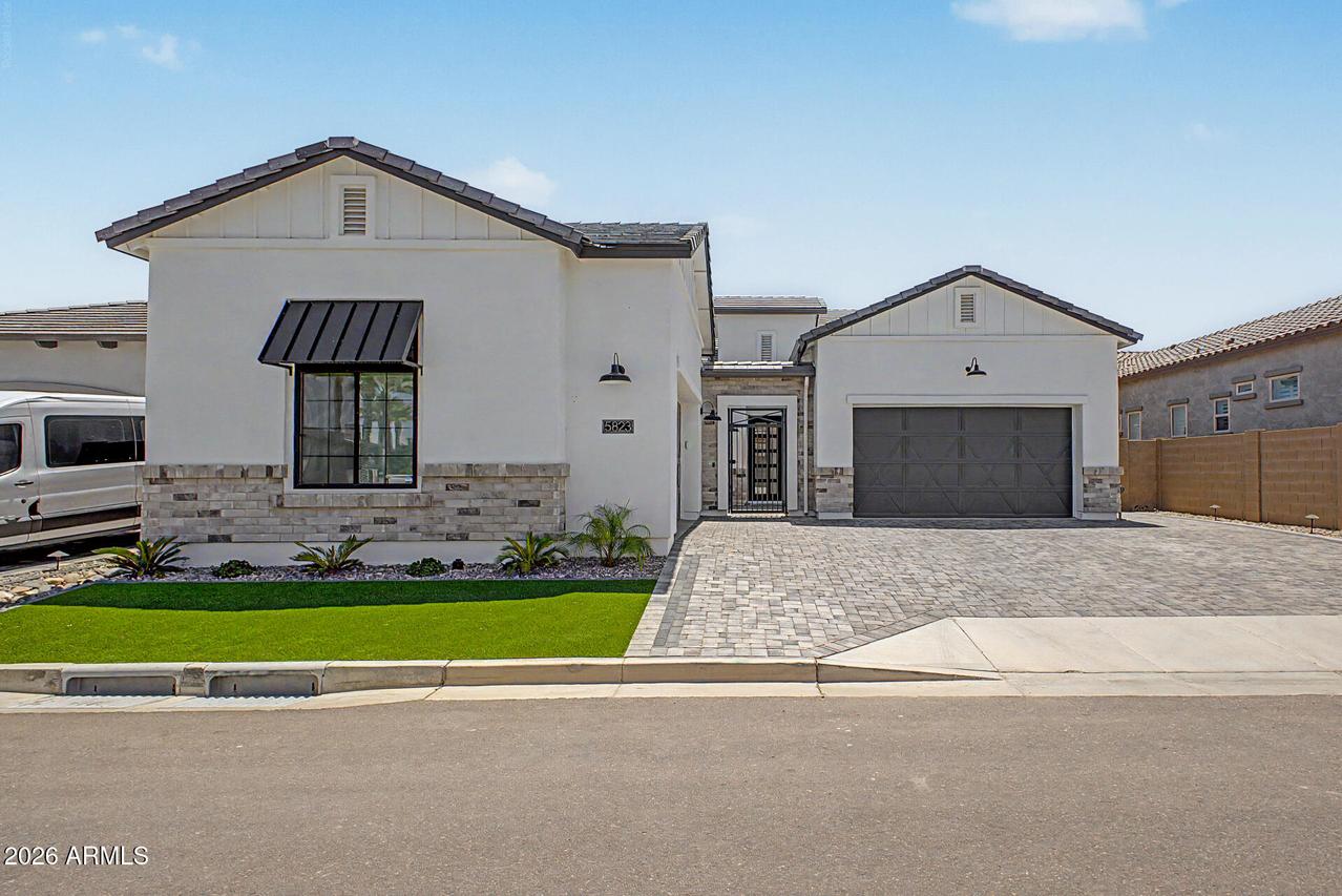 5823 E Sanford St., Mesa, AZ 85215