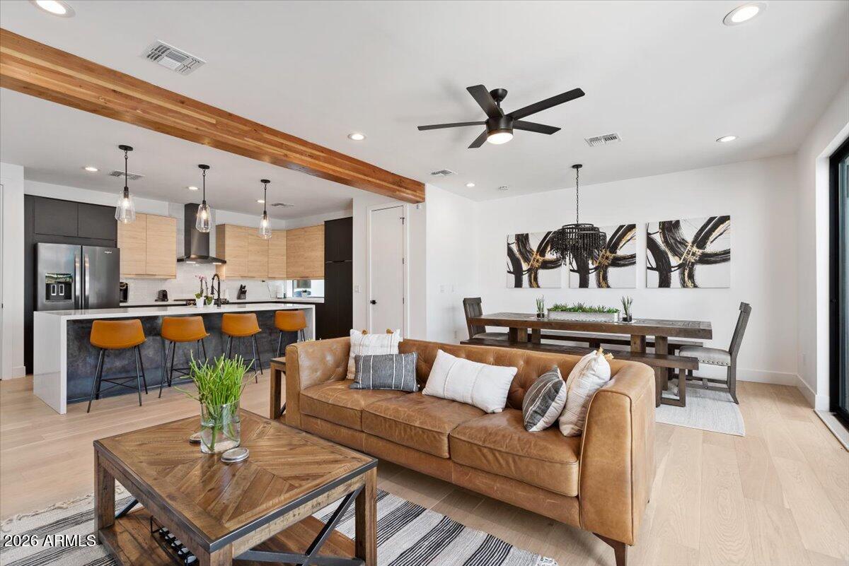 220 W Monterosa St., Phoenix, AZ 85013