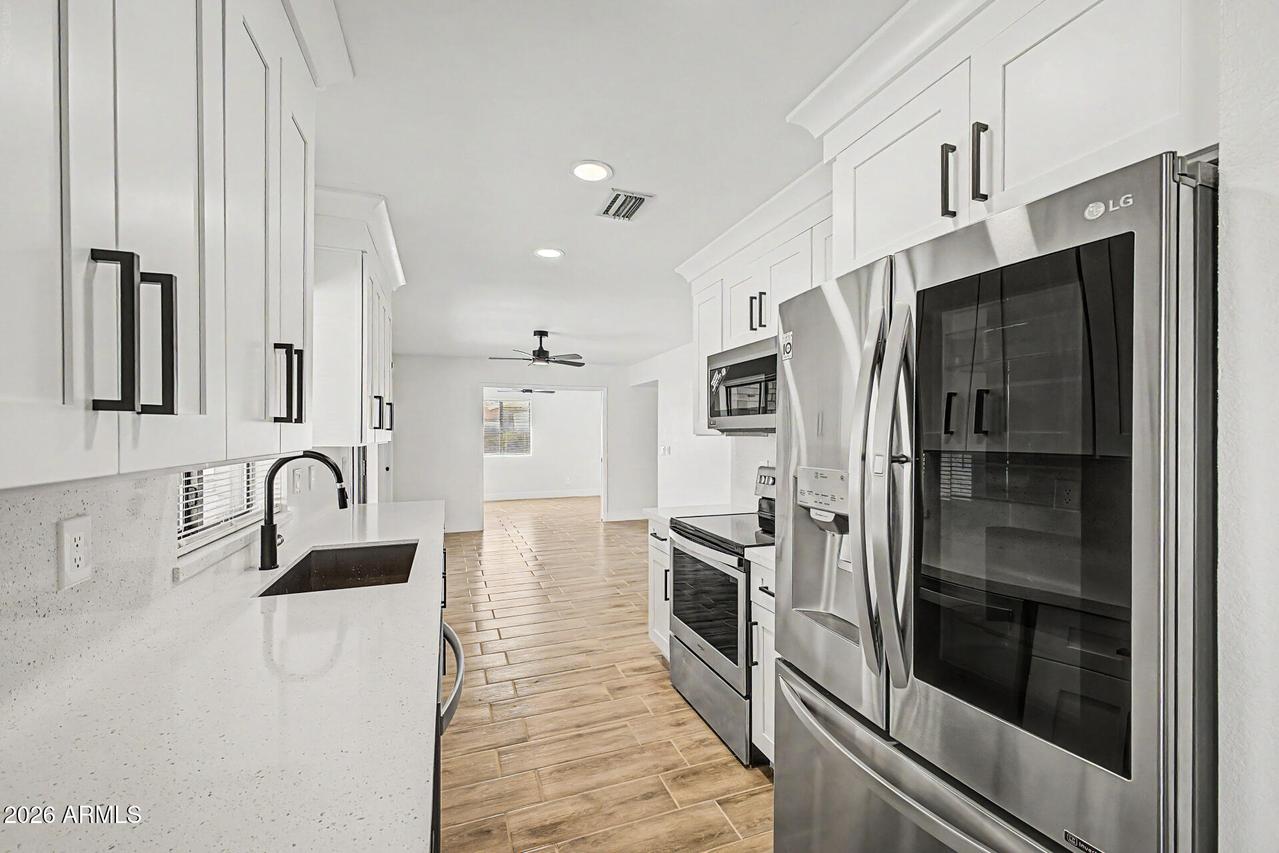 9573 W Purdue Ave., Peoria, AZ 85345