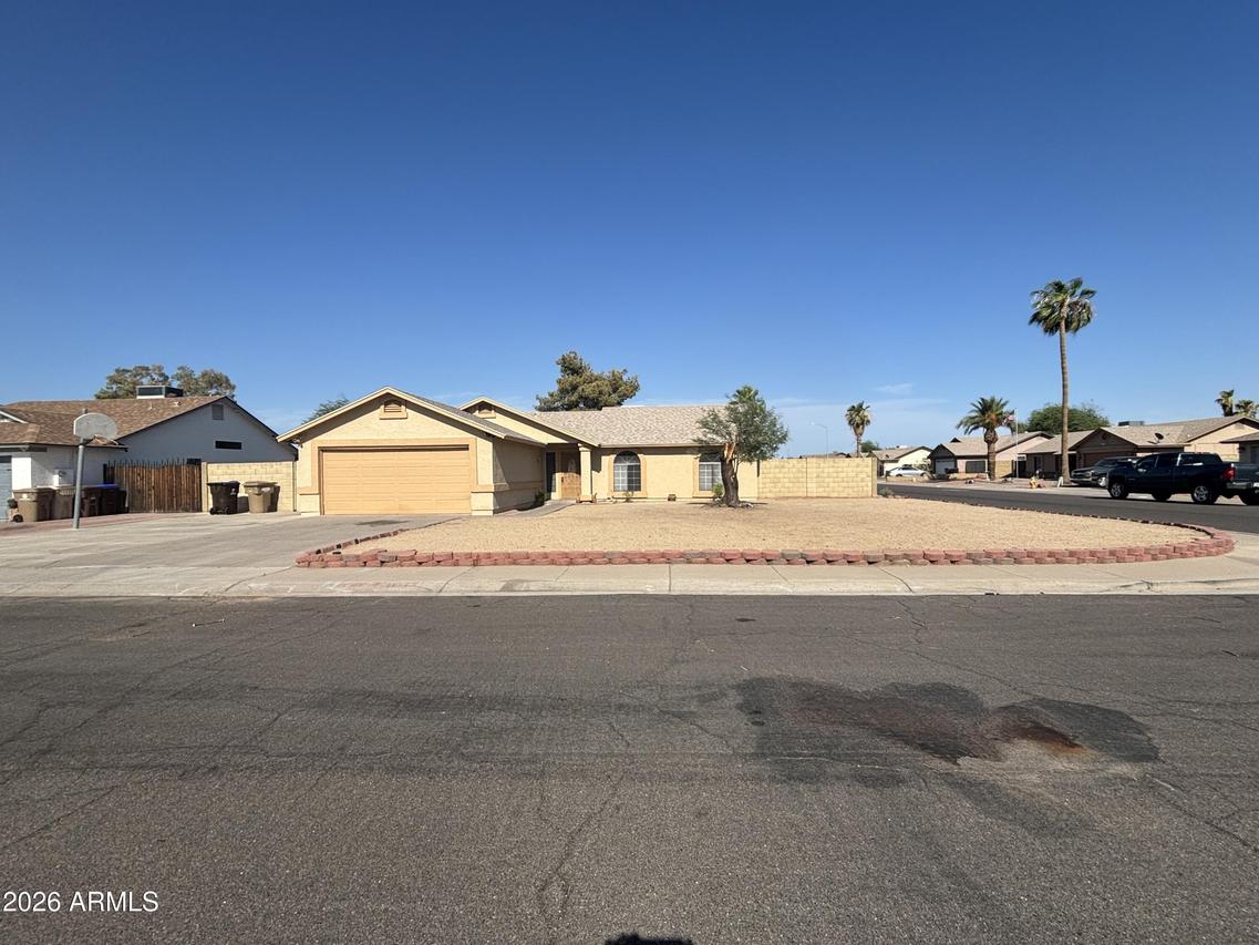 8901 N 86th Dr., Peoria, AZ 85345