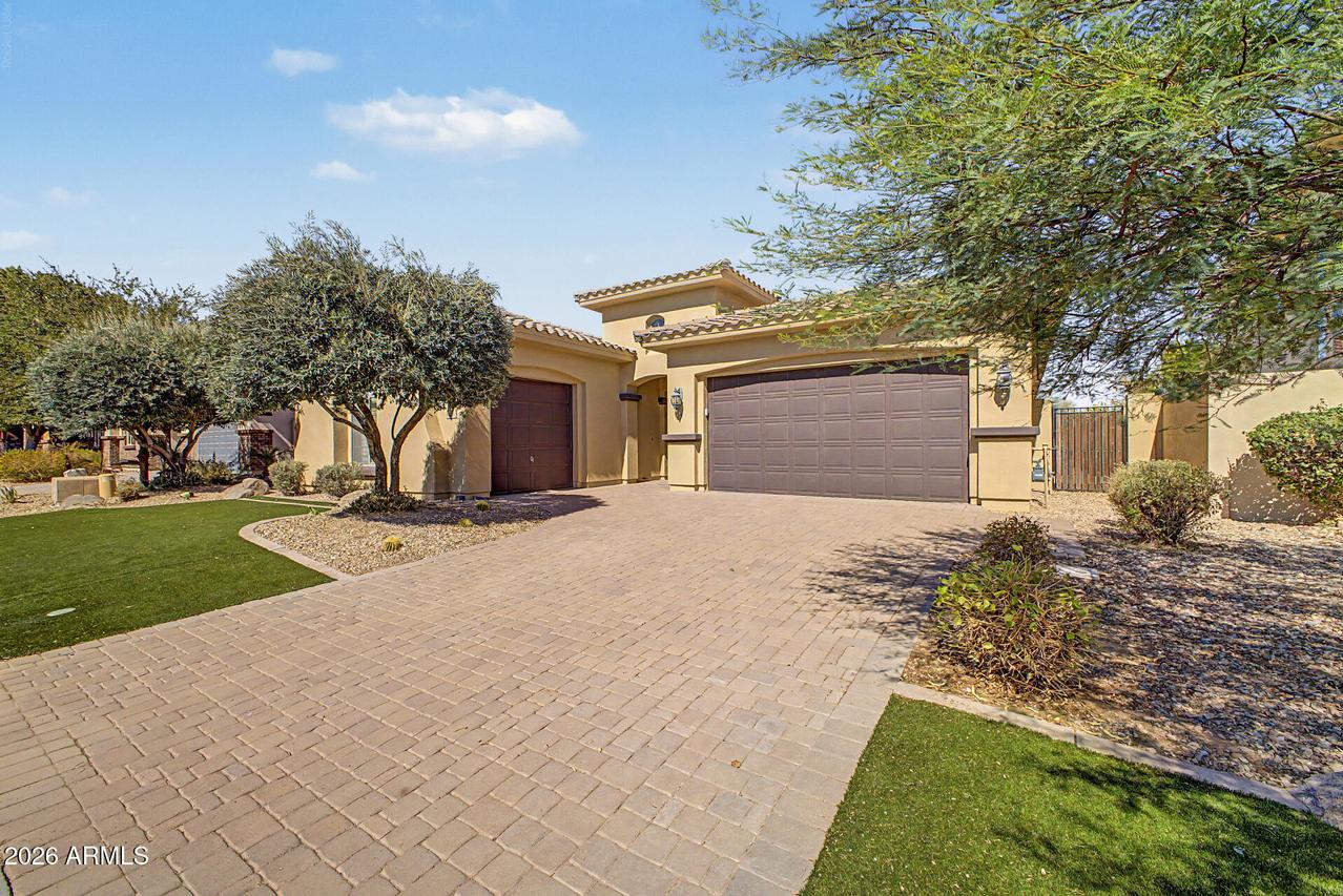 2305 N 156th Dr., Goodyear, AZ 85395