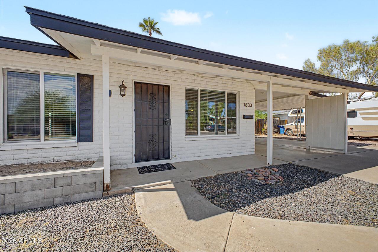 1633 E Wesleyan Dr., Tempe, AZ 85282