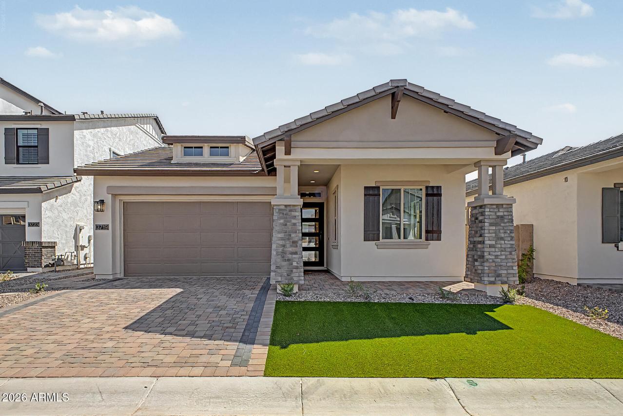 3719 E Rochelle Cir., Mesa, AZ 85213