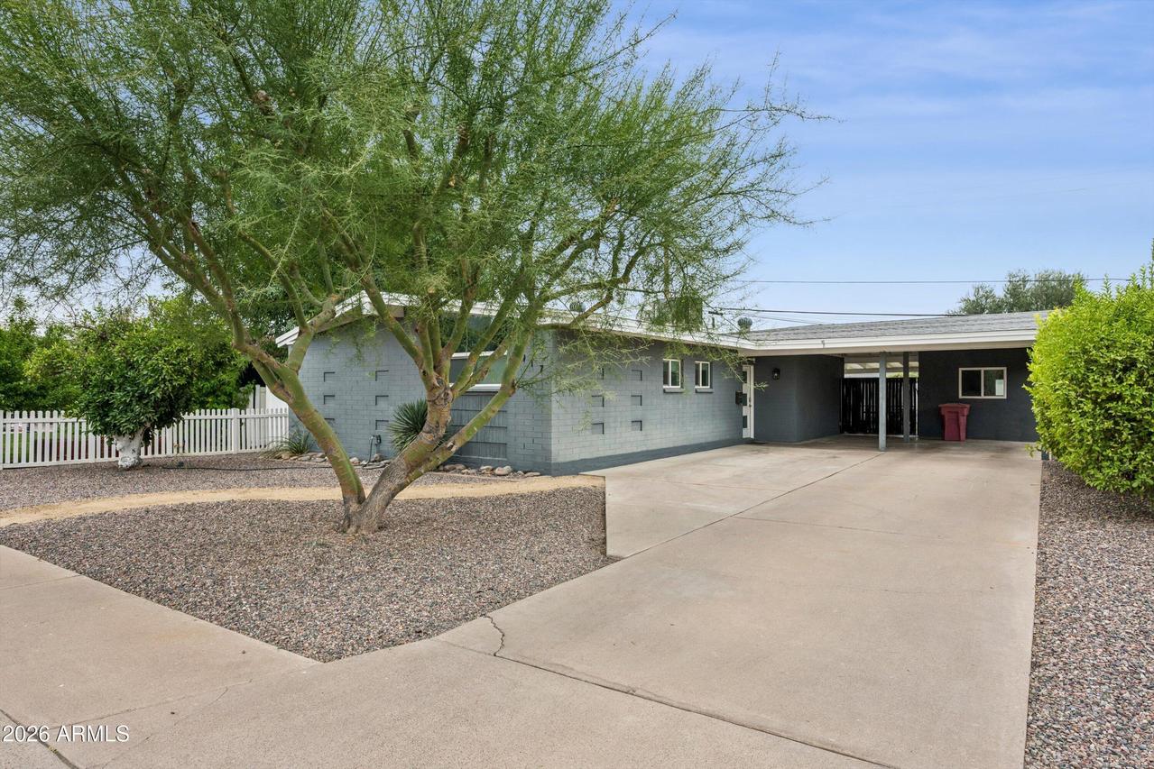 6917 E Earll Dr., Scottsdale, AZ 85251