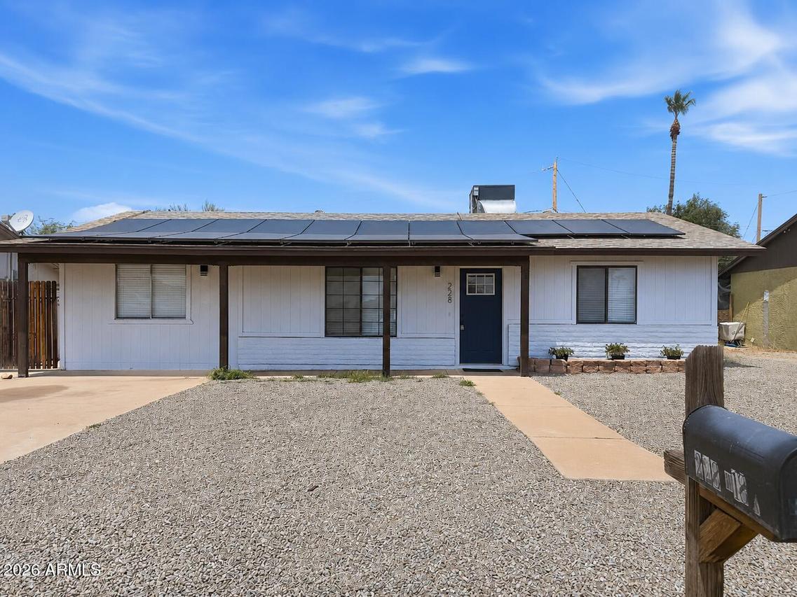 228 W 18th Ave., Apache Junction, AZ 85120