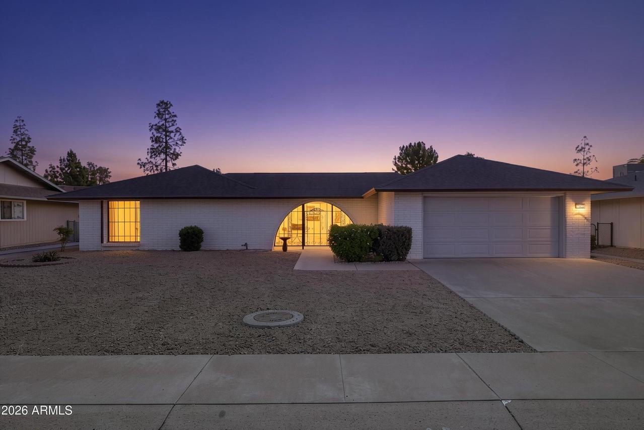 18621 N 103rd Ave., Sun City, AZ 85373