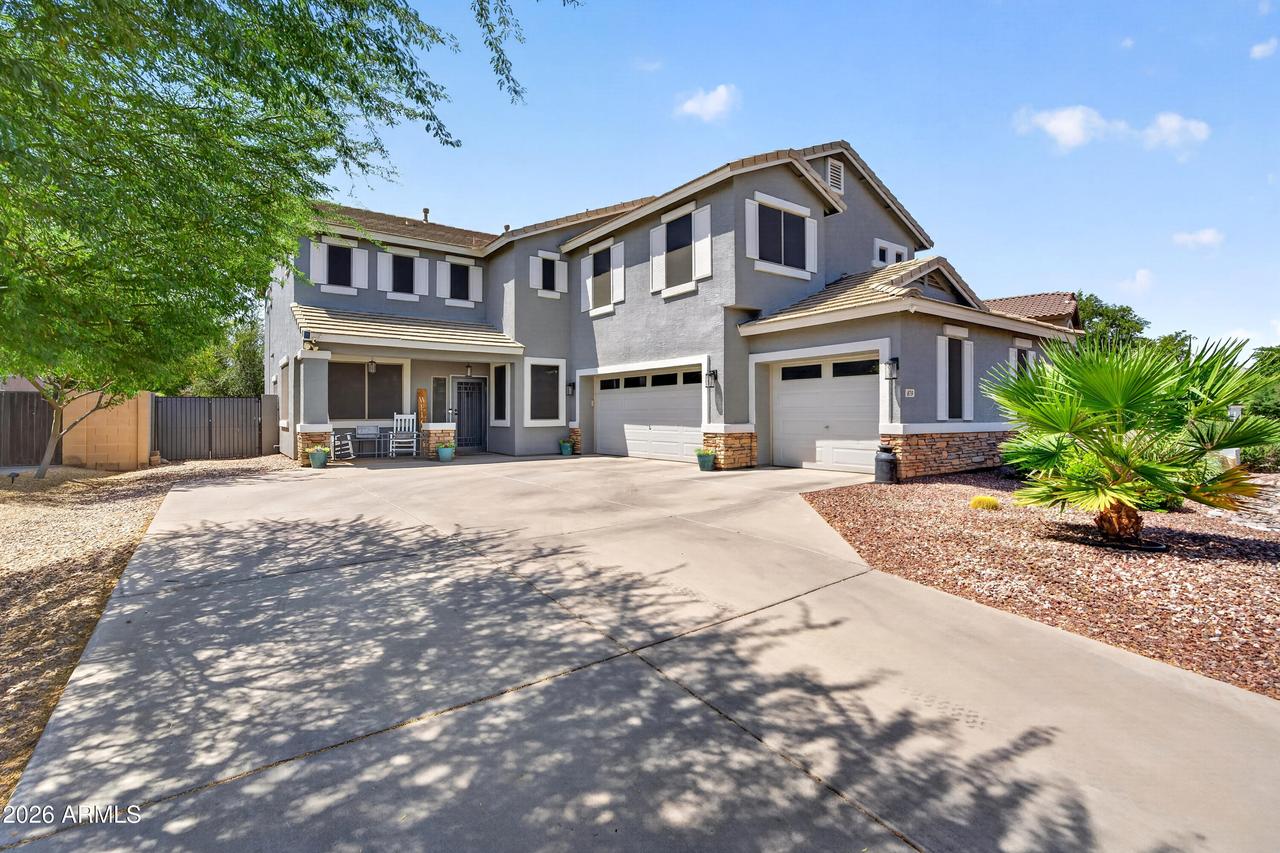 879 W Holstein Tr., San Tan Valley, AZ 85143