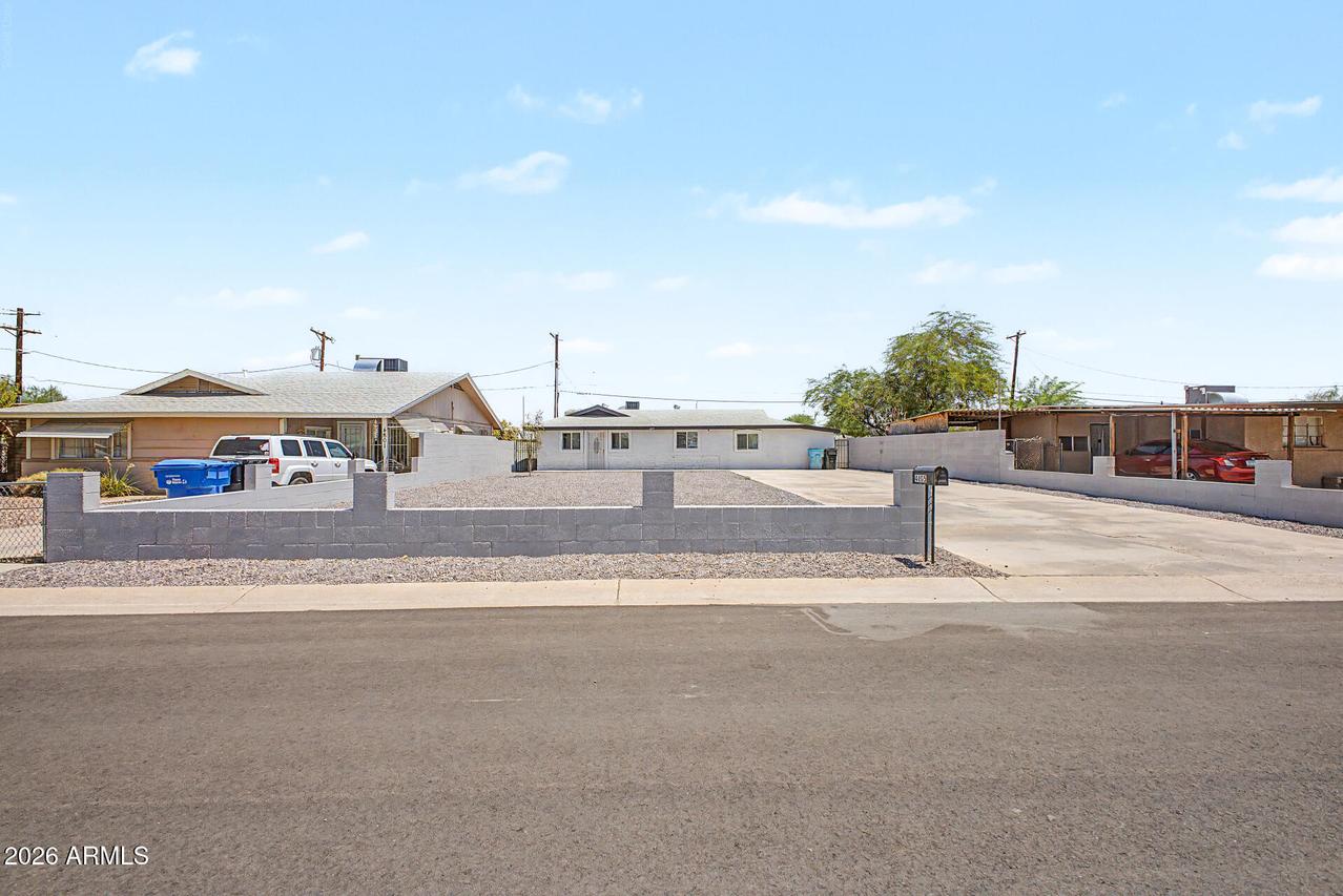 4805 S 35th Dr., Phoenix, AZ 85041