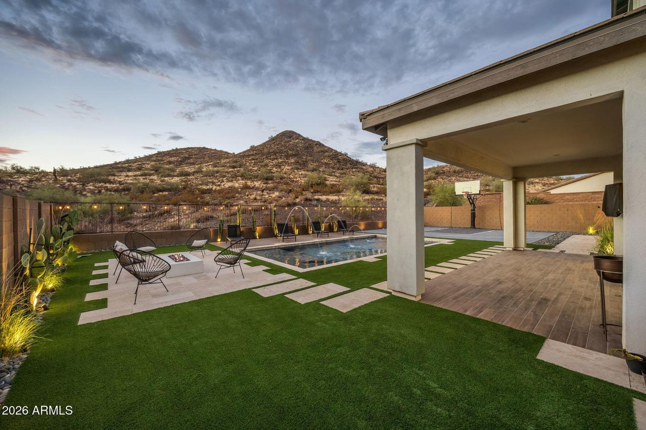 2110 E Fallen Leaf Ln., Phoenix, AZ 85024