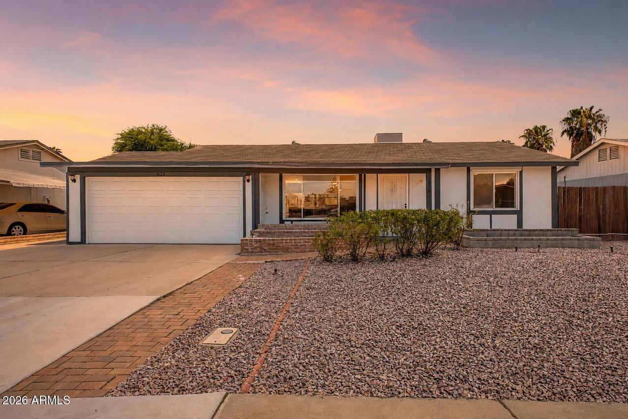 1820 W Cheyenne Dr., Chandler, AZ 85224