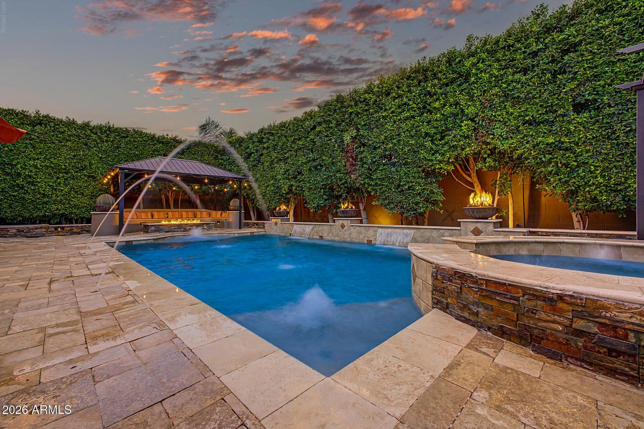 823 E Horseshoe Pl., Chandler, AZ 85249