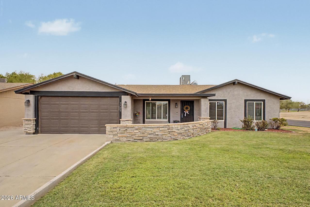 2102 W Utopia Rd., Phoenix, AZ 85027