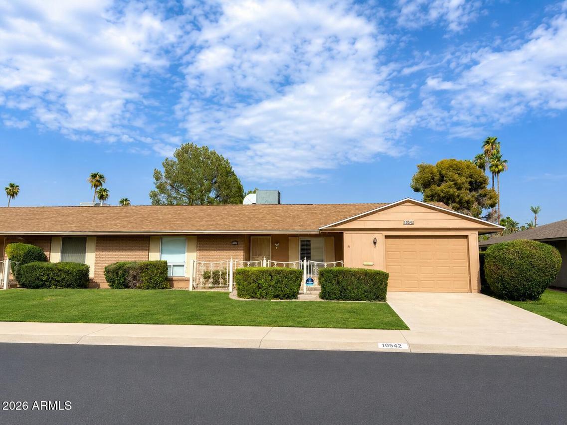 10542 W Tropicana Cir., Sun City, AZ 85351