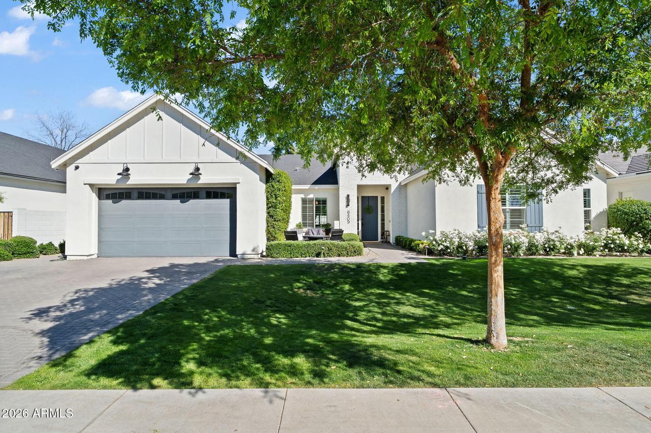 8409 N Diller Grove Ln., Phoenix, AZ 85021