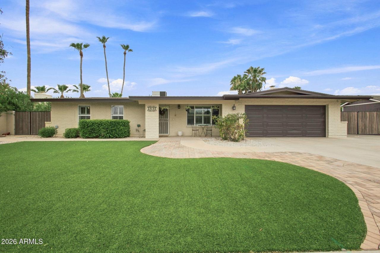 1535 E Kenwood St., Mesa, AZ 85203