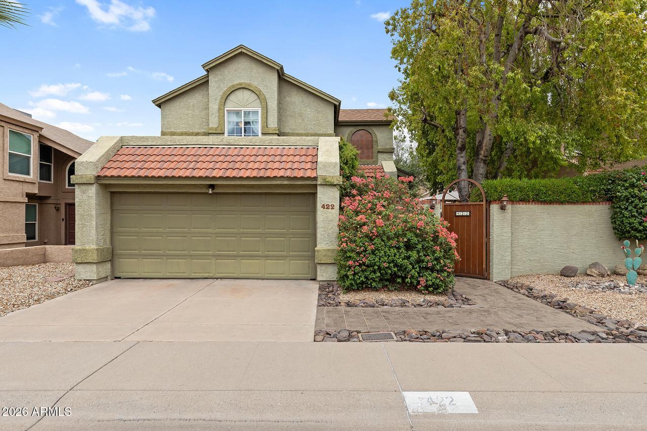 422 E Kerry Ln., Phoenix, AZ 85024